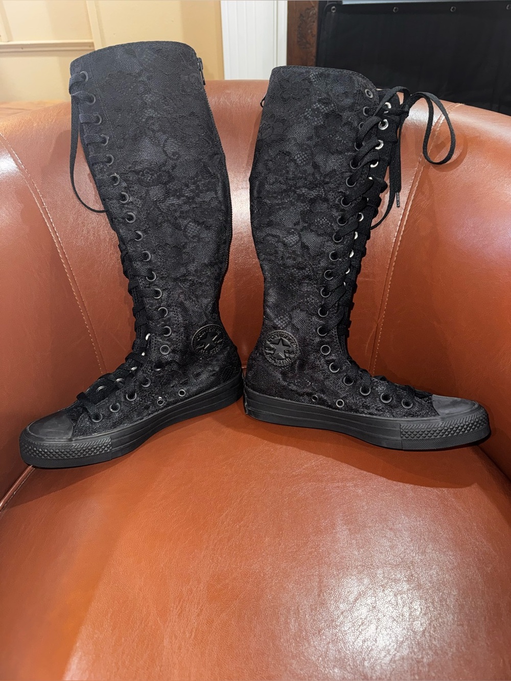 Converse Chuck Taylor All Star XX Hi Black Lace Floral Boots Size 6